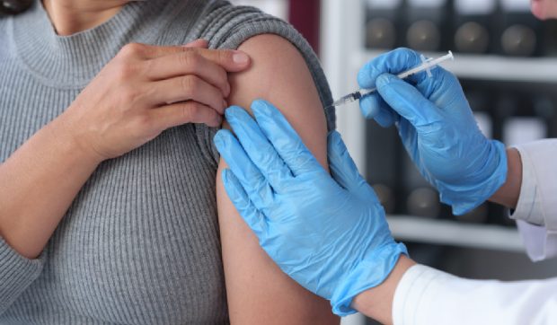 Vaccinarea antigripală, recomandată de Ministerul Sănătății. Cine beneficiază de compensare