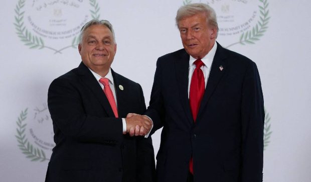 Donald Trump se răzgândește din nou și permite Ungariei să importe petrol din Rusia