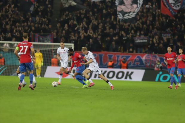 FCSB a fost învinsă de Bologna la București, în grupa Europa League