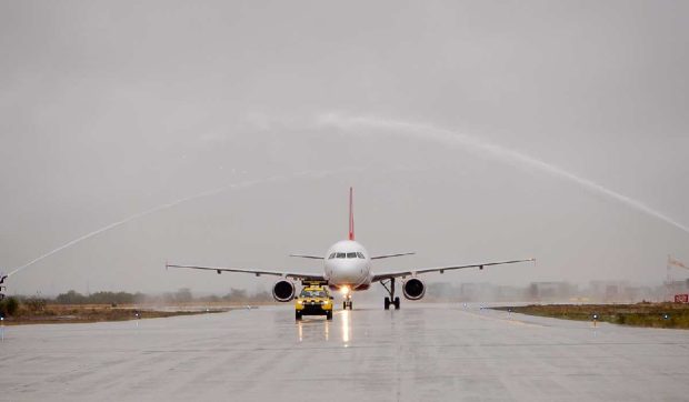 Premieră pentru Aeroportul Internațional Craiova: au fost inaugurate zborurile directe către Istanbul