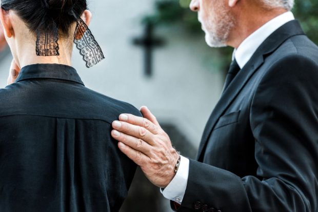 Zile libere în caz de deces al rudelor – părinți, bunici, socri, frați