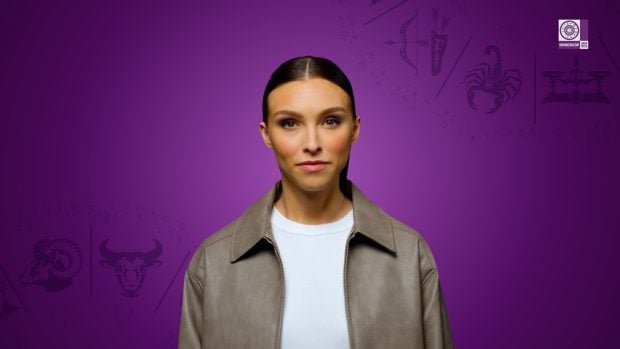 Horoscop 10-16 noiembrie: Berbecii se bucură de succes, Gemenii câștigă pe toate planurile