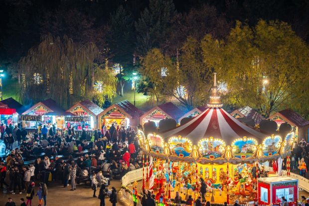 Târgul de Crăciun București 2025, Drumul Taberei. 60 de căsuțe cu bunătăți, dar și o terasă încălzită la West Side Christmas Market