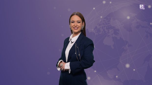 Imagine Stire 5 știri by Libertatea – Monden: Ce prezentatoare TV a recunoscut divorţul după ce a fost surprinsă cu un actor cu 12 ani mai tânăr | 2review.ro