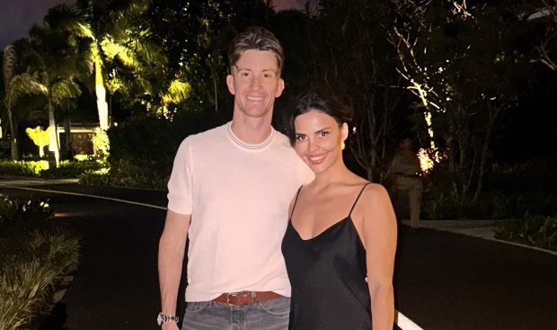 Imagine Stire Imagini cu Andreea Popescu în costum de baie, pe plaja din Mauritius. Vedeta a slăbit 13 kilograme și arată spectaculos | 2review.ro