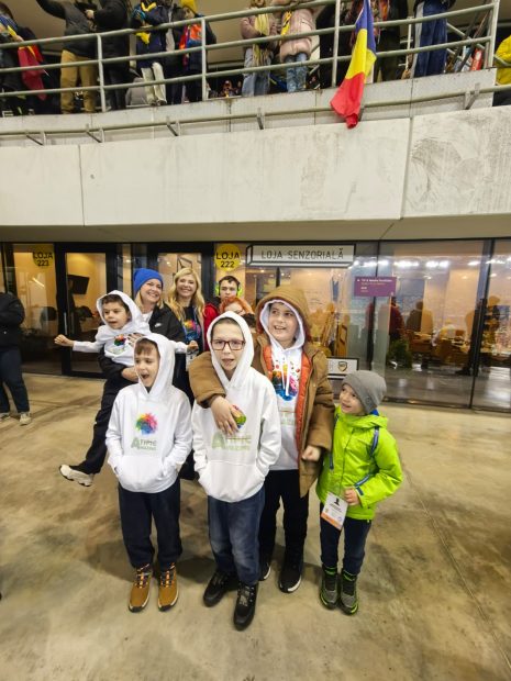 foto: Libertatea | 258 de micu?i au beneficiat de primul spa?iu senzorial dedicat copiilor cu autism pe un stadion din Romania