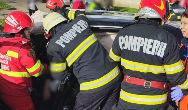 7 victime după un accident grav pe centura Sloboziei, printre care doi copii. Unul dintre ei a fost trimis în stare gravă la București