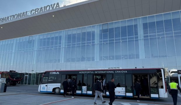 Aeroportul din Craiova va avea parc fotovoltaic de 2,1 MW. Cât va costa