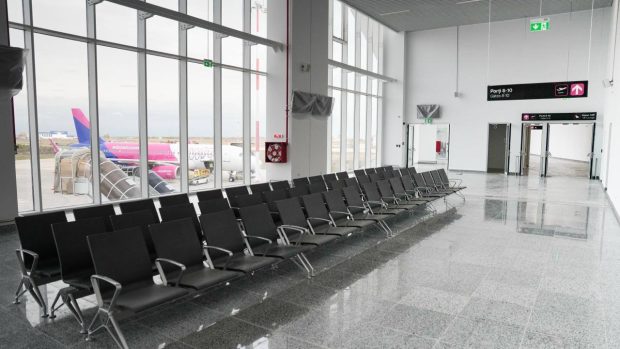 Aeroportul Internațional Craiova s-a transformat radical. Noul terminal va fi inaugurat pe 18 decembrie