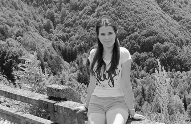 Studentul care și-a ucis iubita cu 51 de lovituri de cuțit a cerut să stabilească la a câta lovitură de cuțit a murit Andreea, ca să i se micșoreze pedeapsa