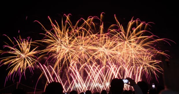 Artificiile și petardele în București, interzise și la evenimentele private: cât va cere Primăria pentru un minut de spectacol