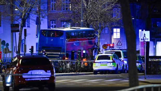 Trei oameni au fost loviți și uciși de un autobuz, în centrul Stockholmului. Șoferul, arestat: mărturii din partea celor care au asistat la tragedie