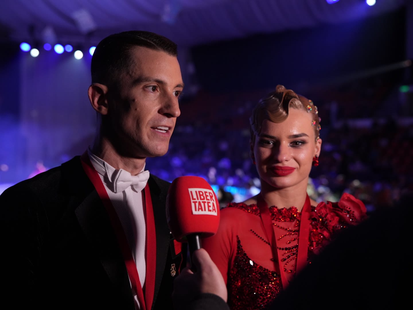 România are pentru prima dată campioni mondiali la dans sportiv. Cine sunt sportivii care au reușit asta și cine a mai ajuns în finală | VIDEO