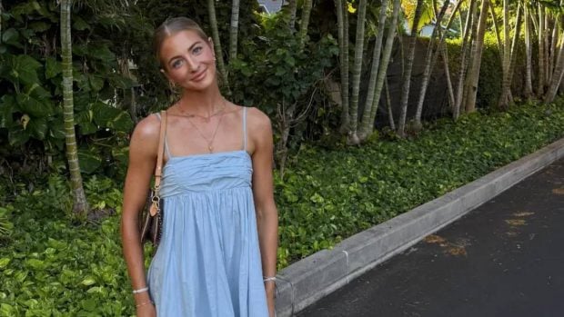 A renunțat la o carieră în medicină și s-a angajat bonă pentru miliardari: „Viața pe iahtul lor valorează mai mult decât un birou în New York”