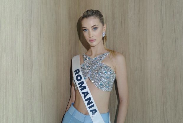 Imagine Stire Cătălina Jacob, „îngerul” de la Miss Universe 2025. Românca a impresionat cu rochia aleasă | 2review.ro