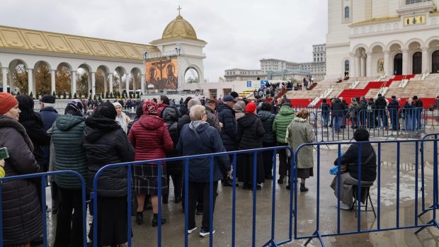 Numărul impresionant de oameni care au vizitat Catedrala Mântuirii Neamului în 10 zile de la inaugurare și programul de vizitare în noiembrie și decembrie