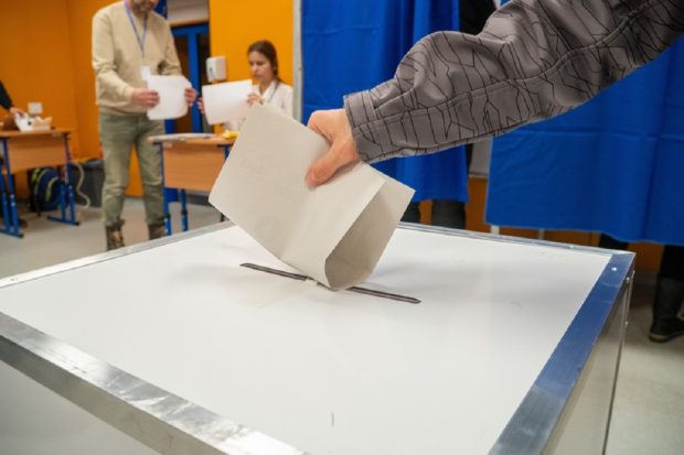 Ce nu ai voie să faci în secția de votare la alegeri Primăria București 2025