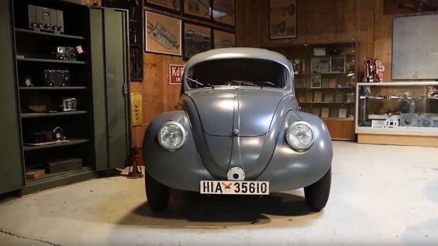 Cea mai bătrână „broscuță” Volkswagen din lume poate fi văzută pe șosele: are 23 de cai putere și prinde 100 km/h