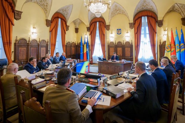 Concluzii după CSAT: creşterea numărului de militari activi și de rezerviști, o prioritate. „Trebuie să fi pregătiți pentru un război de lungă durată”