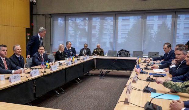 Europenii propun modificări la planul de pace al SUA: armata Ucrainei ar putea fi mai mare decât prevede varianta inițială