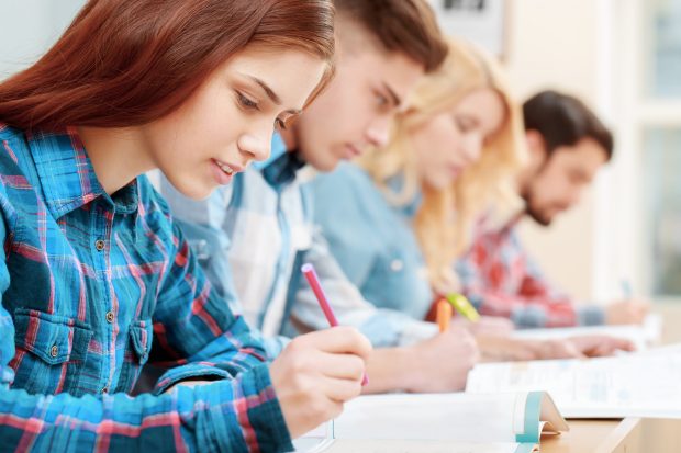 Examenul de Evaluare Națională va suferi modificări majore. Daniel David: „Reforma va fi implementată treptat”