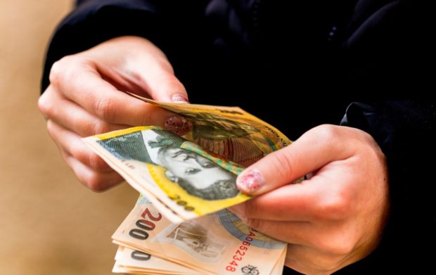 Un expert financiar dezvăluie „suma de care ai nevoie pentru a fi fericit”