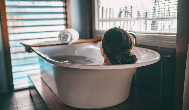 Greșeala banală din baie care te lasă fără apă caldă și îți umflă factura la energie