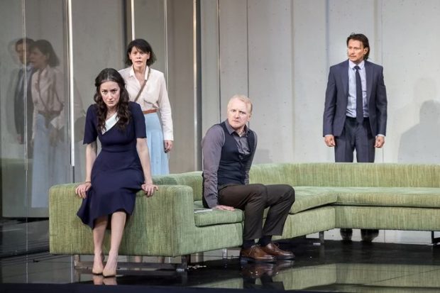 Invitație la teatru: HEDDA GABLER, în regia lui Thomas Ostermeier, la TNB pe 5 decembrie