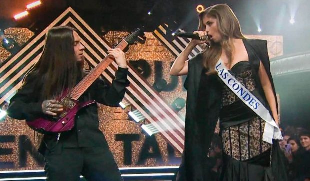 Cântăreața de death metal Ignacia Fernández a câștigat concursul Miss World Chile | VIDEO