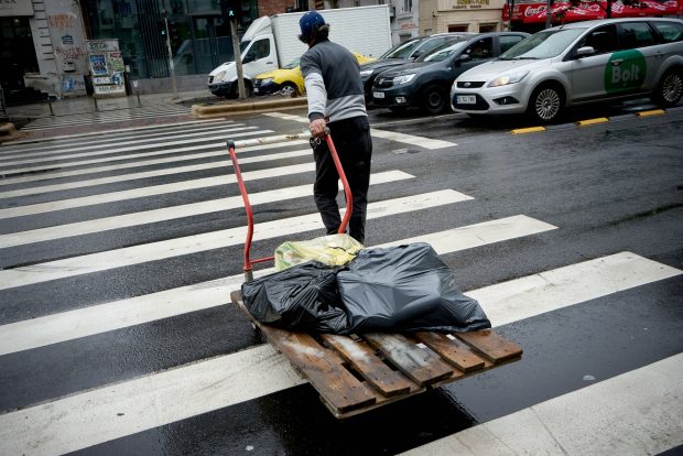 Cetățeanul turmentat s-a rătăcit în Capitală