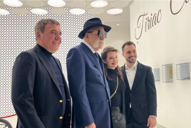 Imagine Stire Ion Țiriac, apariție alături de Ioana, unica lui fiică. La același eveniment au fost și Kira Hagi și soțul Thomas Ferfelis | 2review.ro