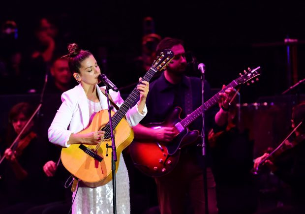 Katie Melua, una dintre cele mai bine vândute artiste britanice: „Nu vreau să folosesc procesul de compunere de melodii doar ca terapie, ci și pentru a ridica oamenii de la pământ” 