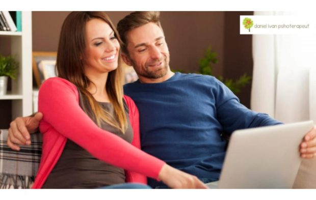 Află cum poți să participi la ședințe de terapie pentru cuplu online, cu un psihoterapeut dedicat