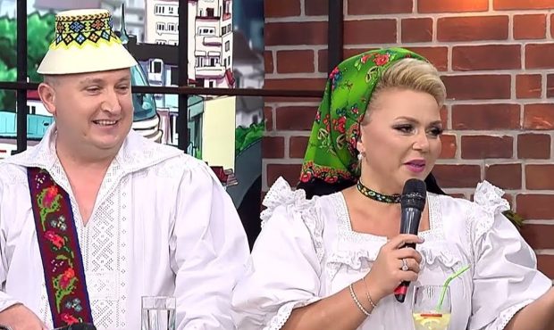 Imagine Stire Câți bani primesc vedetele din România pentru a apărea în reclame: „Și marile staruri de la Hollywood procedează așa” | 2review.ro
