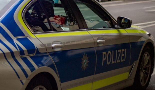 Mamă și fiică, găsite moarte într-un congelator mare, în Innsbruck. Suspecții pretind că a fost un accident