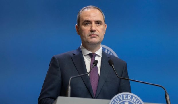Fondurile europene nu vor fi înghețate. Ministrul Finanțelor: „Comisia Europeană confirmă eficiența măsurilor pentru reducerea deficitului”