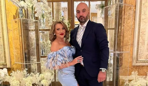 Imagine Stire Cum gestionează Mirela Vaida și soțul ei tensiunile din familie: „Ajută la dinamica relației” | 2review.ro