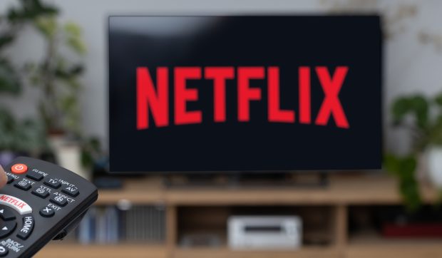 Netflix va cumpăra Warner Bros cu 83.000.000.000 de dolari