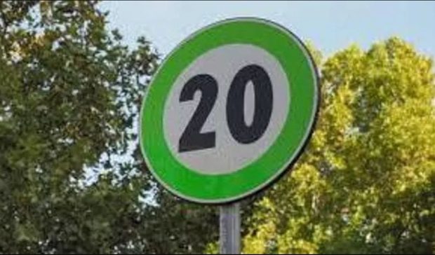 Noi indicatoare rutiere cu chenar verde: unde sunt montate și ce înseamnă. Mai multe țări europene le-au introdus deja pe șosele