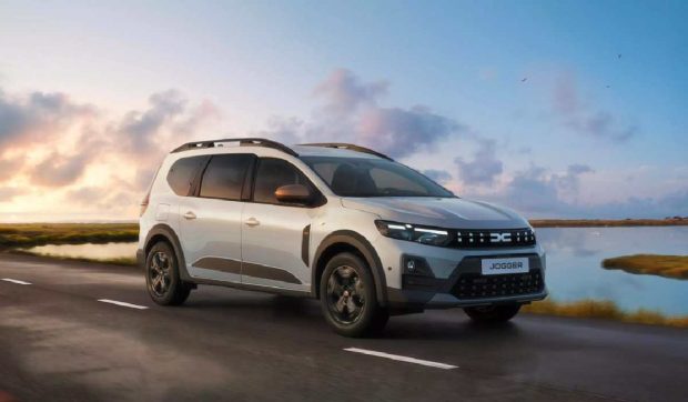Noua Dacia Jogger e cu doar 25 de lire mai scumpă decât modelul vechi, în Marea Britanie