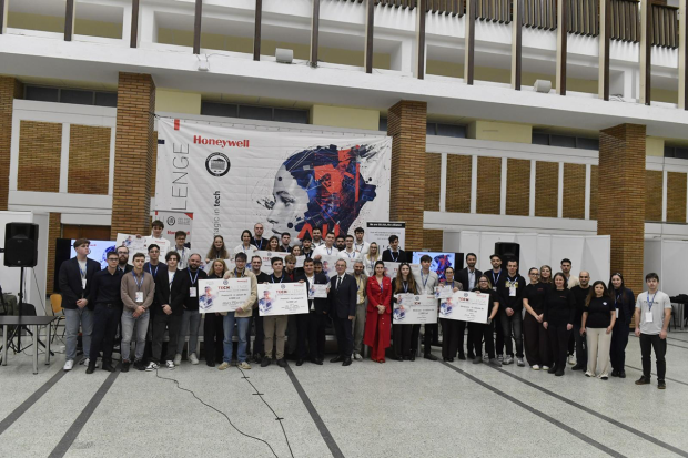 TeChallenge 2025: Honeywell inspiră noua generație de inovatori din România