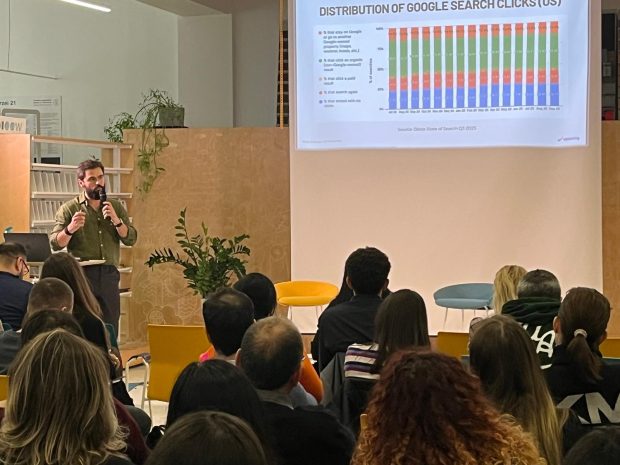Upswing lansează playbookul de GEO (Generative Engine Optimization): cum rămân vizibile brandurile în era AI 