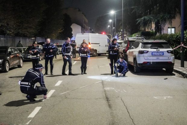 O româncă a murit pe loc, într-un accident violent în Italia: mașina sa a fost proiectată în parapet și a ars ca o torță