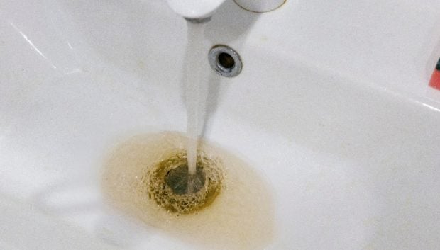Avertizare RO-Alert: apa este interzisă pentru băut, spălat sau gătit, într-un municipiu cu 15.000 de locuitori