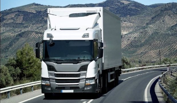 Românii din Spania care vor să fie șoferi de camion pot primi 3.000 de euro. Cererile se depun până pe 12 ianuarie