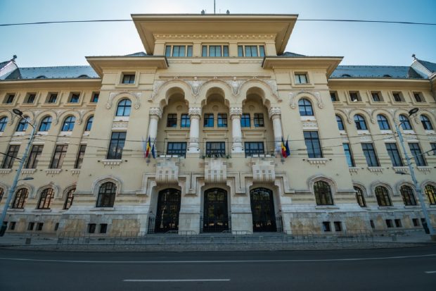 Cum poți lucra ca operator de calculator la alegerile pentru Primăria București 2025