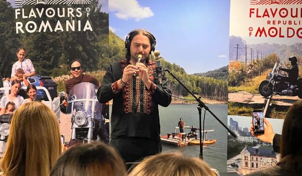 Actorul din Casa del Papel care promovează România: „Vin în fiecare an”