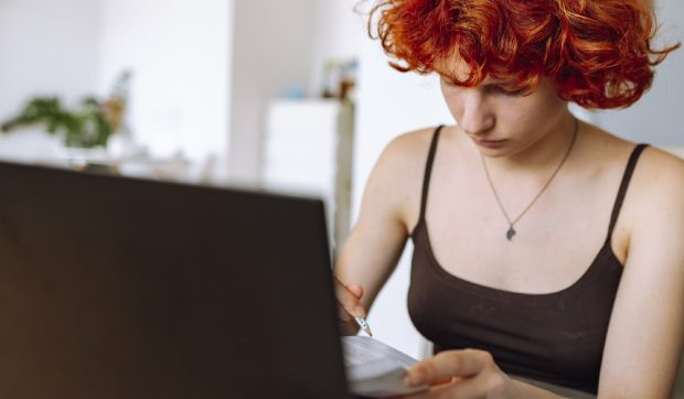 Anna a trimis exact 100 de CV-uri la 50 de ani și nu a angajat-o nimeni. Apoi a schimbat domeniul