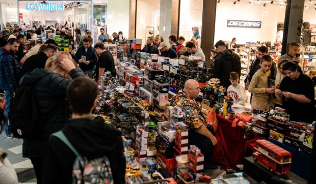 Intrarea liberă la Târgul Colecționarilor de Machete și Jucării, la Veranda Mall din București, pe 22-23 noiembrie 2025