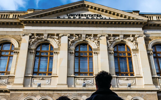 Cum îi urmărea Securitatea comunistă pe studenți. Scrisoarea ironică „interceptată” în 1985: „Untul la kilogram, smântână 3 feluri la alegere, 15 feluri de brânzeturi”
